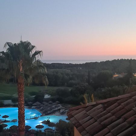 Villa Dans Cadre D'Exception - Golf, Piscine Et Tennis Prive سا سيرْ سور مير المظهر الخارجي الصورة